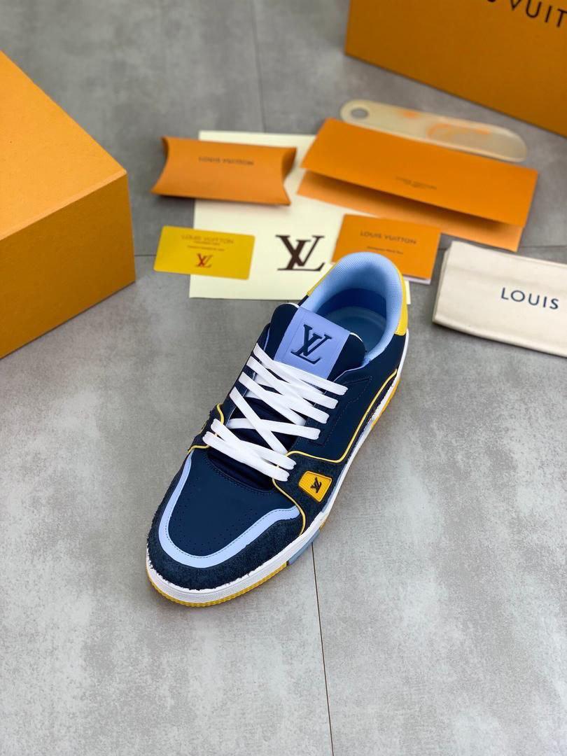 LOUIS VUITTON | Trainer Sneaker - Image 3